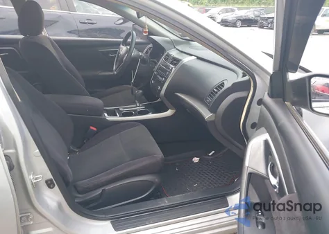 2013 Nissan Altima 2.5 S z USA, uszkodzony, nr VIN 1N4AL3AP8DC266451